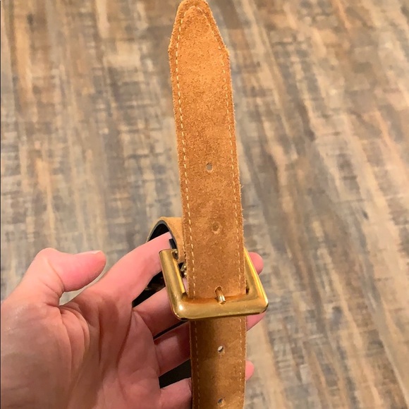 Beautiful bag/belt. Size S. Measures 40 inches. - Picture 6 of 8